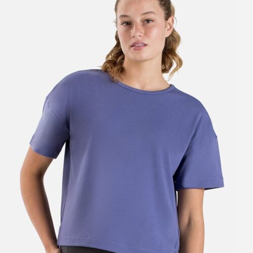 Women's Effortless T-Shirt Thumbnail